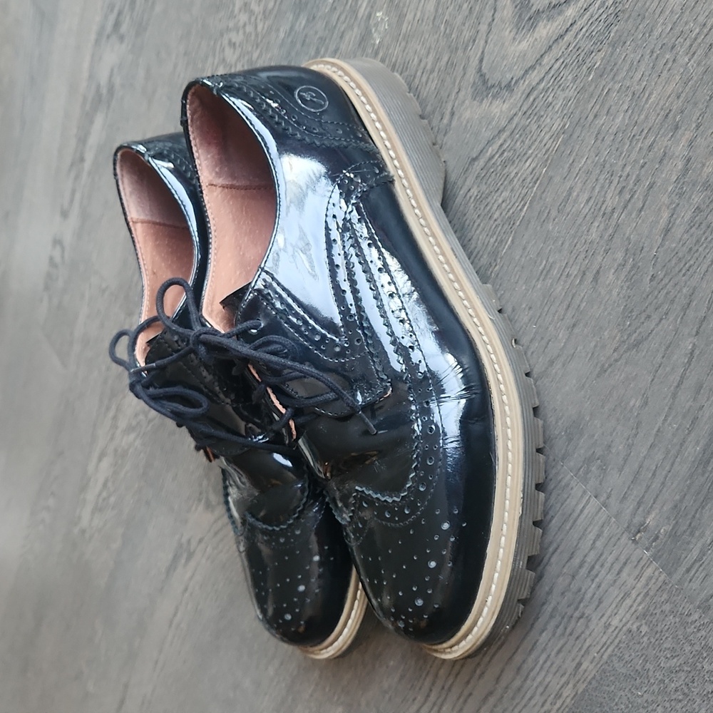 BRONX brogues size 39